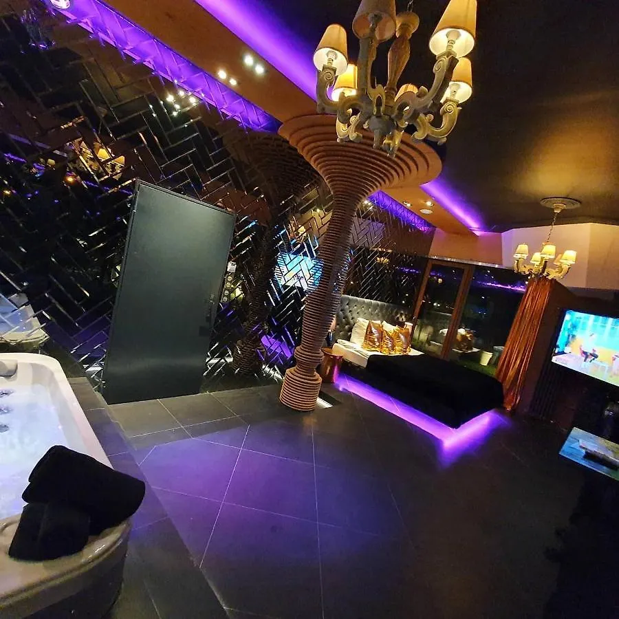 Hotel Ramka & Restaurant & Wine Bar Poznań Aparthotel